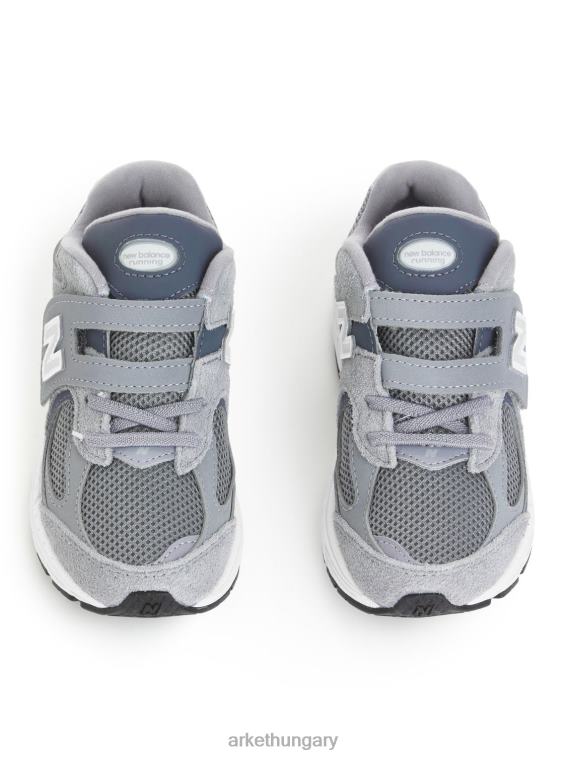 ARKET new balance 2002 ifjúsági edzők gyerekek szürke LNXFL1404 cipő