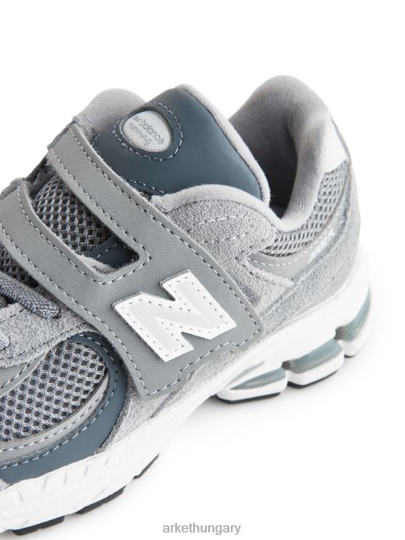 ARKET new balance 2002 ifjúsági edzők gyerekek szürke LNXFL1404 cipő