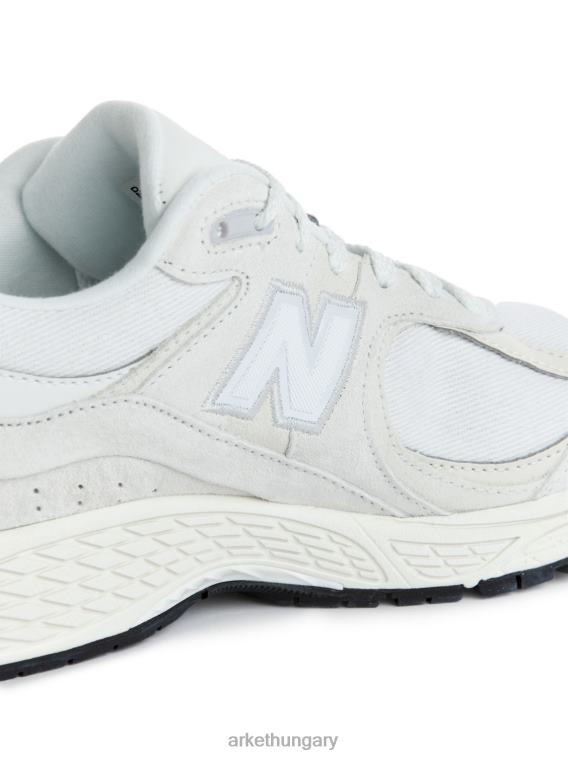 ARKET new balance 2002r kordbársony edzőcipő nők fehér LNXFL673 cipő