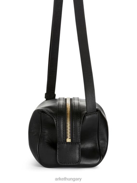 ARKET boxy crossbody bőrtáska egynemű fekete LNXFL744 táskák